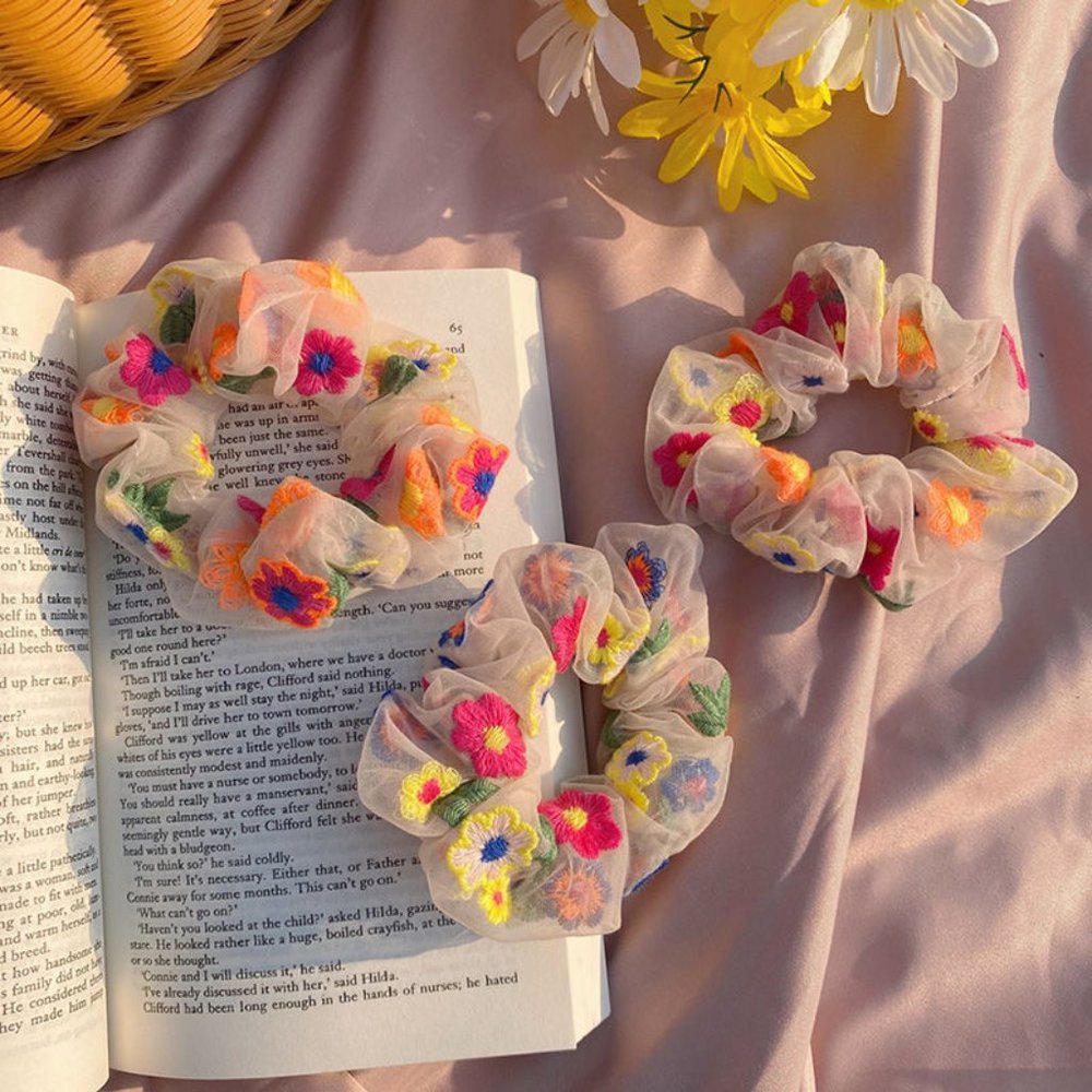💐Embroidery Floral Hair Tie Scrunchies - Picture 5 of 7